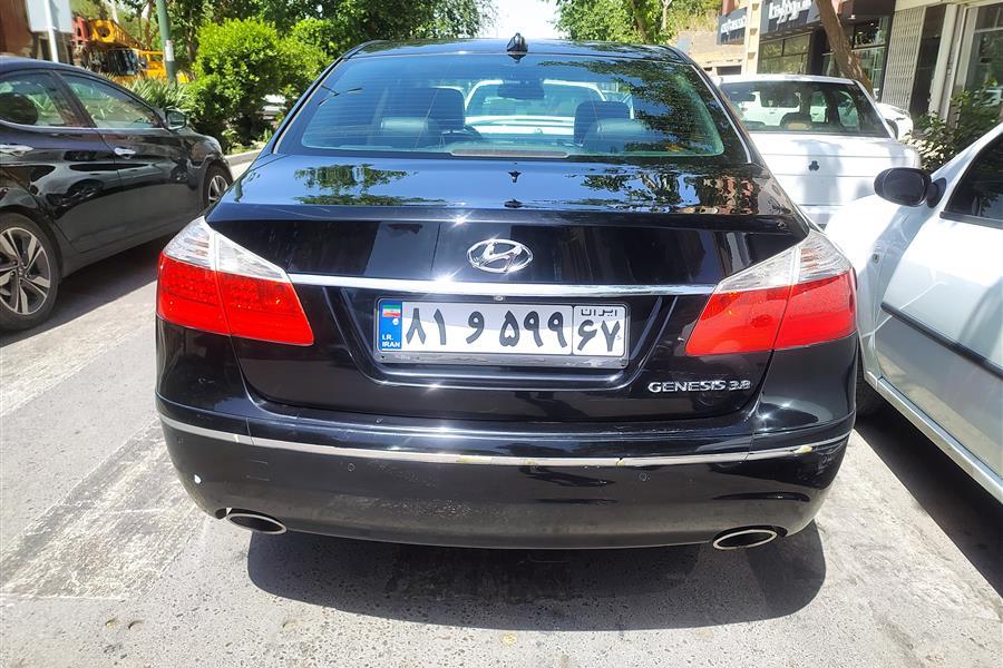 هیوندای جنسیس 2011